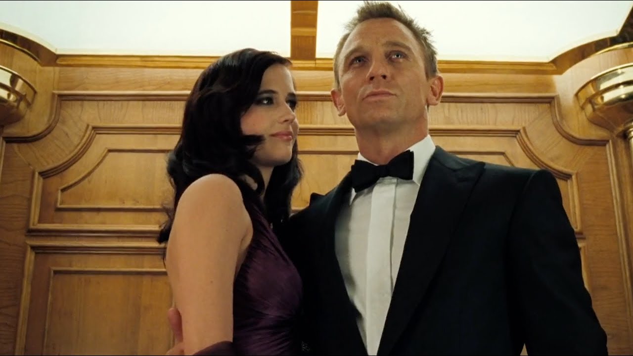 Dlaczego James Bond nazywany jest Agentem 007 - Zdjęcie przedstawia Jamesa Bonda i Vesper w filmie 'Casino Royale' z 2006 roku