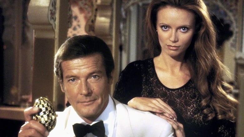 Dlaczego w 1983 roku wyszły dwa filmy o Jamesie Bondzie? Zdjęcie przedstawia kadr z filmu Ośmiorniczka z Rogerem Moorem i Maud Adams